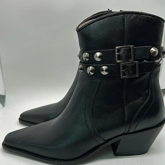 Zara NWT Black Leather Studded Heel Ankle
Booties Shoes **Size 39/US 8**🔥🔥 - Picture 4 of 7